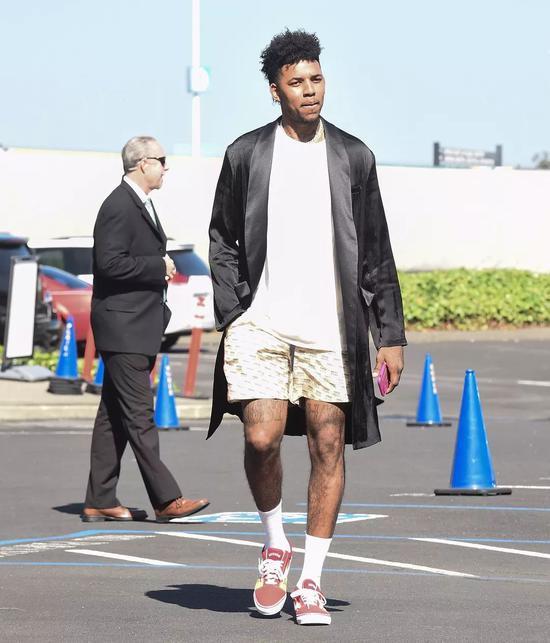 小幅微调 小幅微调